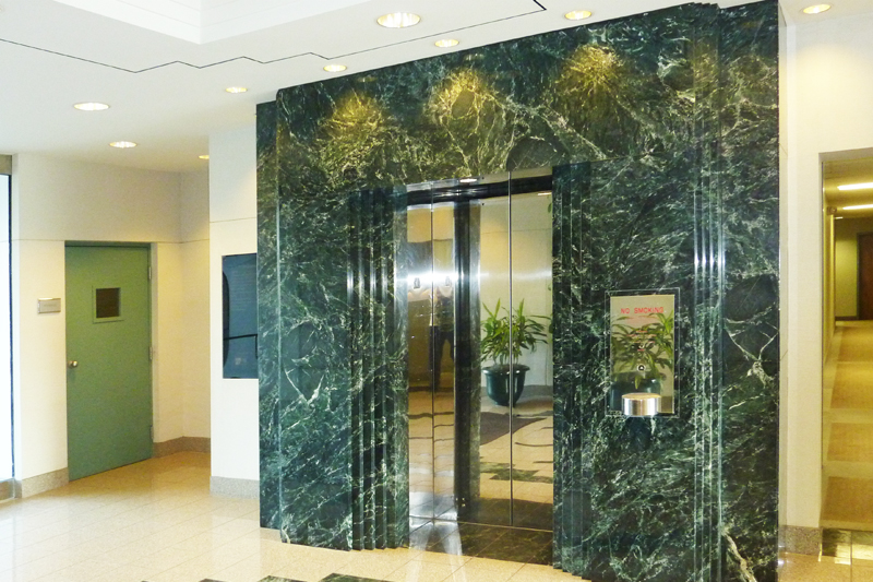 21-Gov-elevator-before 21-Gov-elevator-before