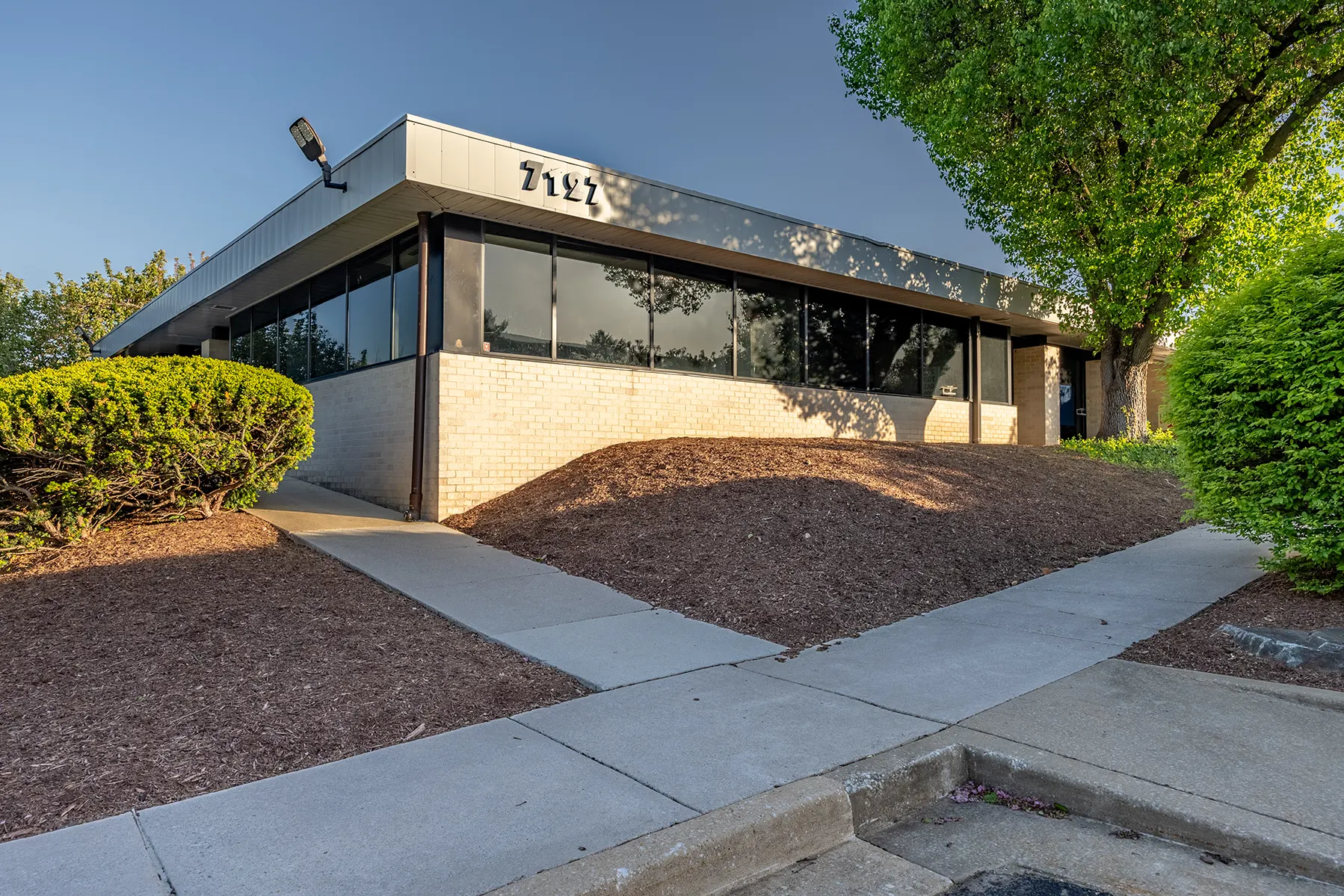 R6M24148-HDR copy R6M24148-HDR copy